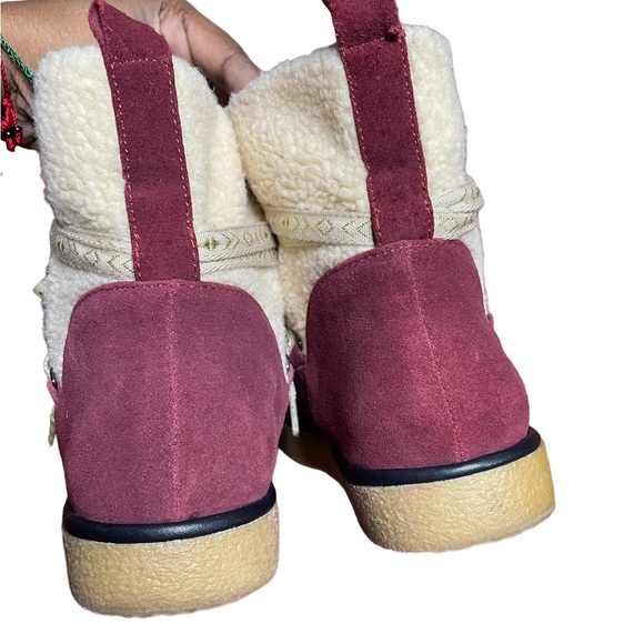 House of Harlow 1960 lace up ankle
Boots size 8.5 - Picture 3 of 6